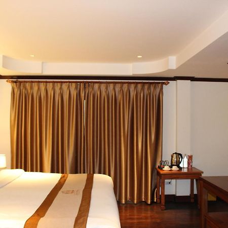 Lux Hotel Luang Prabang Esterno foto