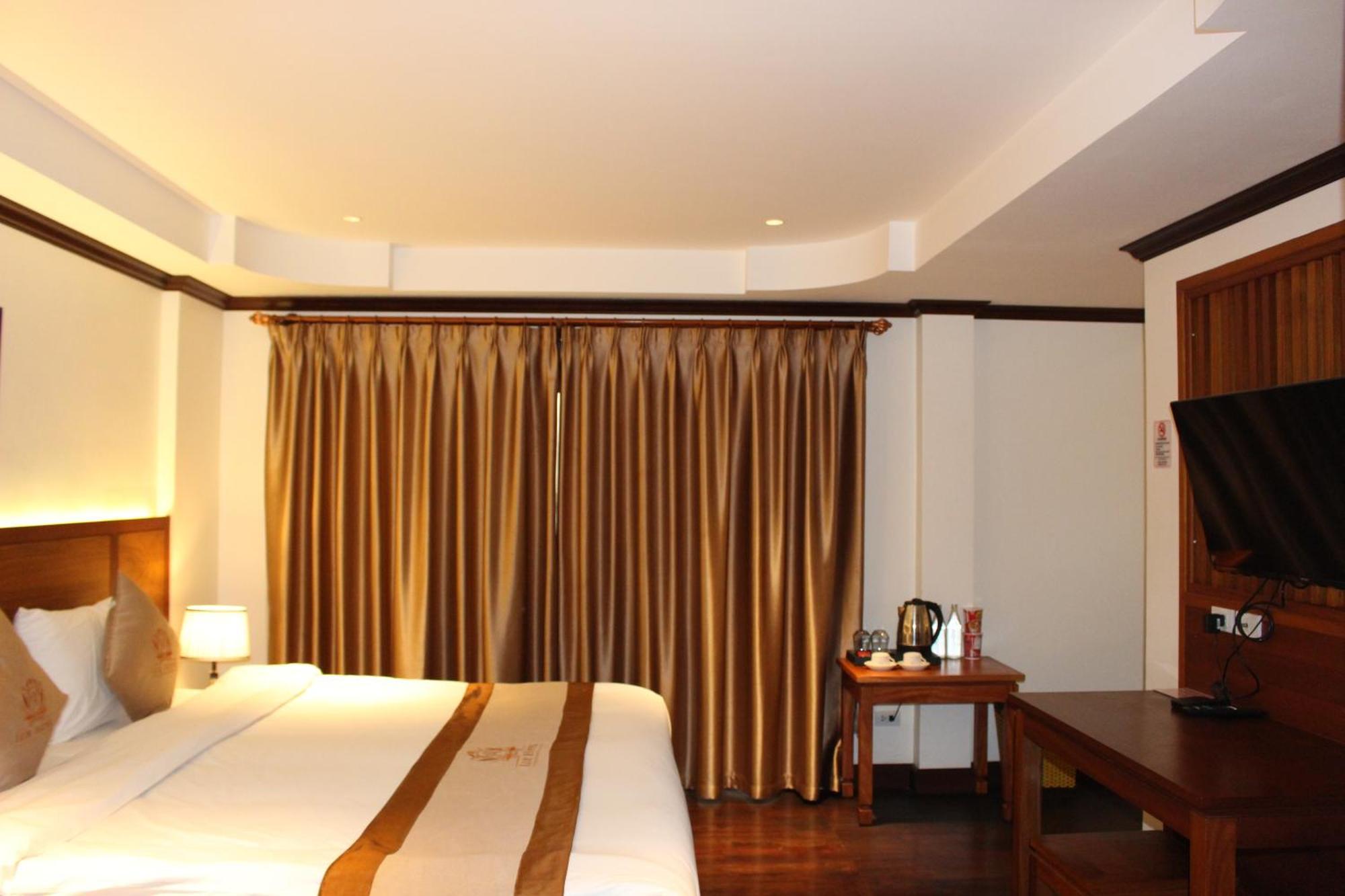 Lux Hotel Luang Prabang Esterno foto