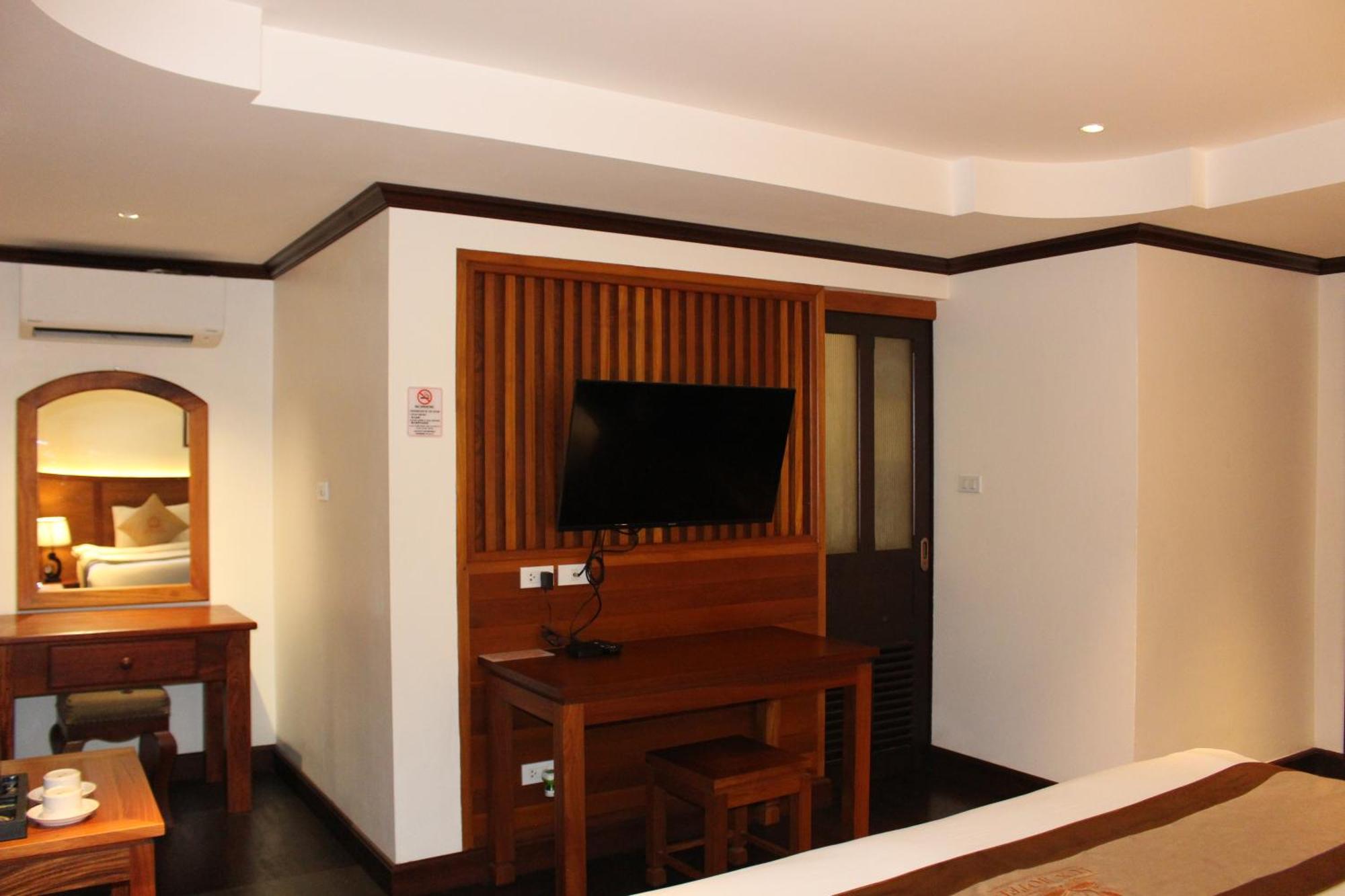 Lux Hotel Luang Prabang Esterno foto