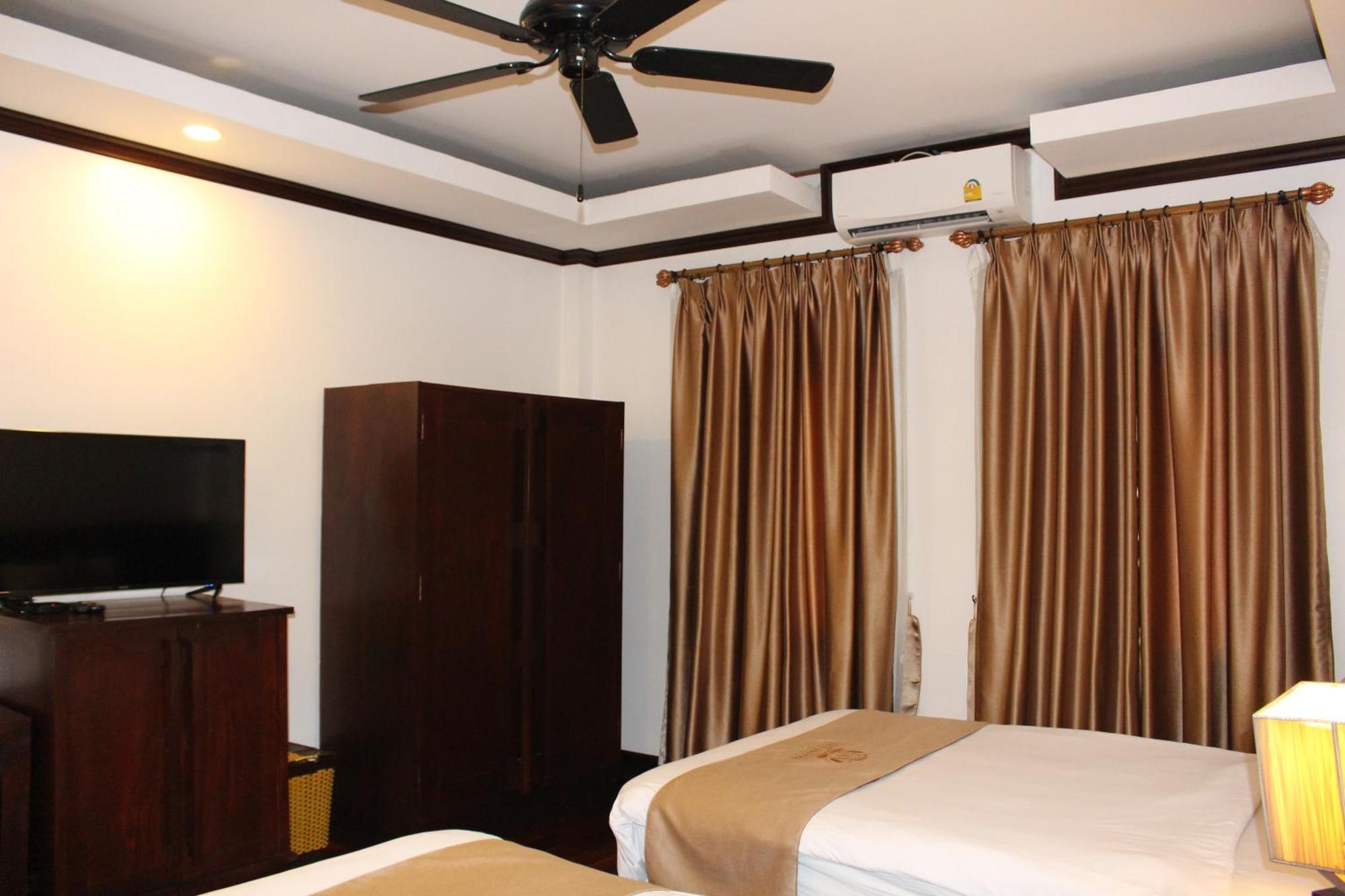 Lux Hotel Luang Prabang Esterno foto